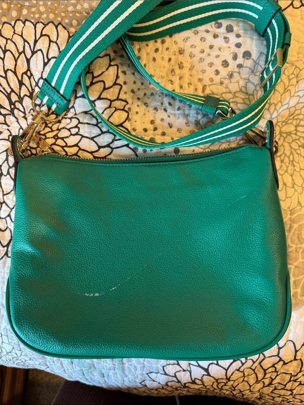 kate spade emerald green leather crossbody with striped shoulder strap. - Picture 2 of 2